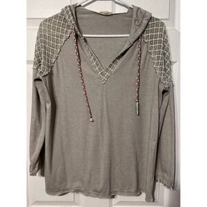 Hem & Thread Gray Crochet Lace Shoulder M Hoodie Top V-Neck Braided Drawstring
